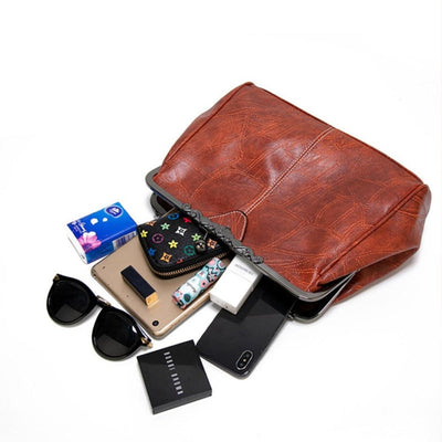 Harriet Vintage Flap Closure Handbag