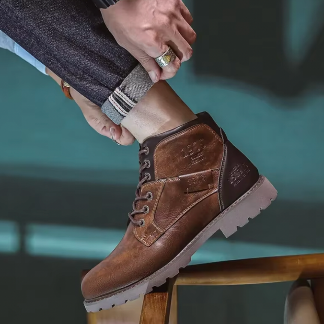 Oliver Vintage Leather Boots