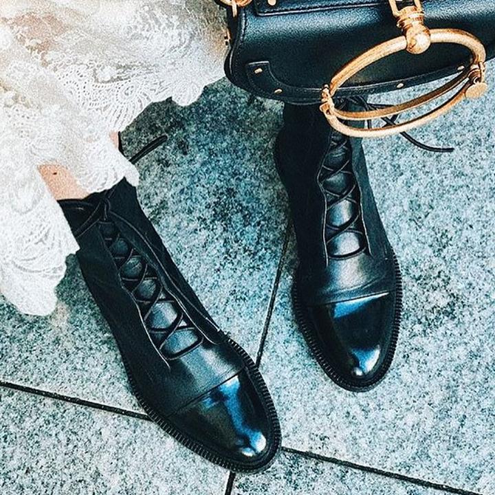 Saphira Premium Boots for Timeless Elegance