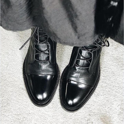 Saphira Premium Boots for Timeless Elegance